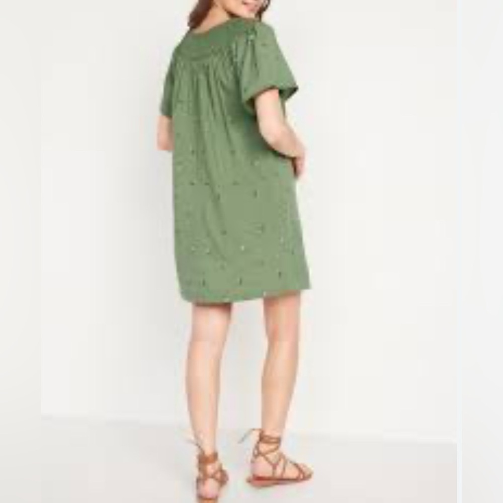 Old Navy Green Flutter Sleeve Smocked Floral Embroidery Mini Swing Dress | 2XL - Picture 12 of 12